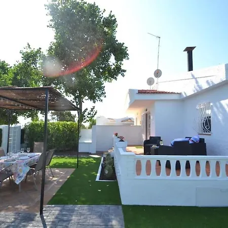 Casa Ludi With Privat Pool بيت للعطل